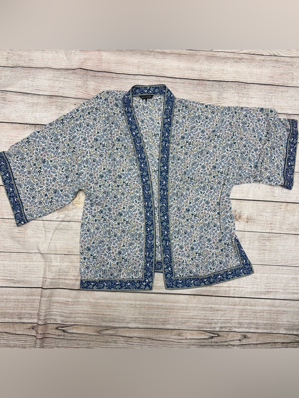 Max Studio Women’s Blue White Open Front Kimono Cardigan Floral